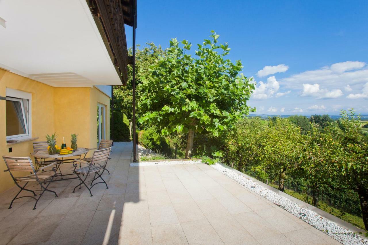 Residenz Cheval Messe Fn Βίλα Ράβενσμπουργκ Εξωτερικό φωτογραφία